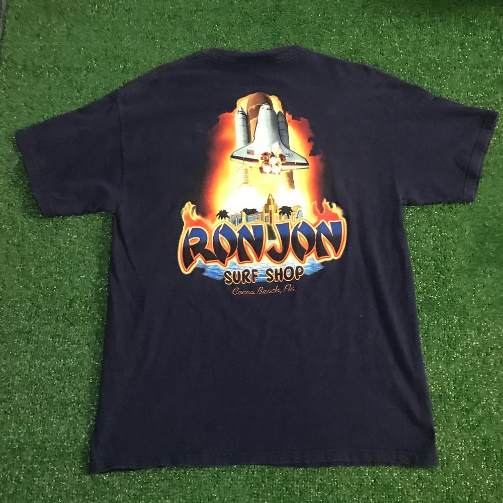 Vintage Ron Jon NASA Space Shuttle pocket tee L